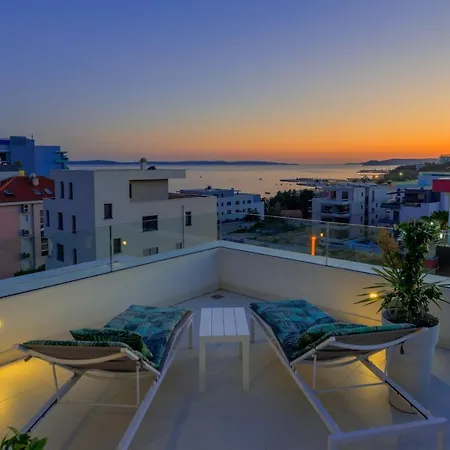 Apartment Luxury Apartment Blu *