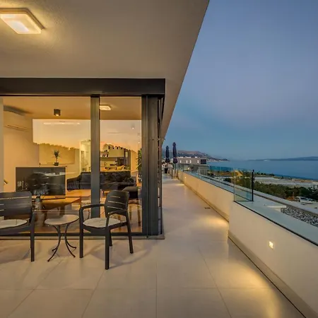 Apartment Luxury Apartment Blu Split