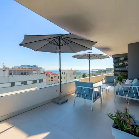 Luxury Apartment Blu